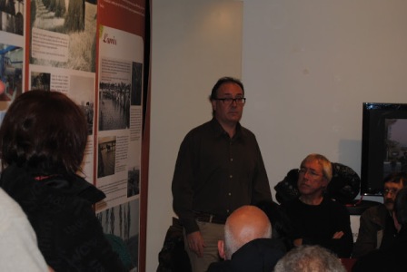 Jaume Vellvehí, president del Grup d'Història del Casal durant l'acte de presentació (fotografia de Llorenç Soldevila)